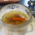 V8 Vendéglő Cece - Étel/ital