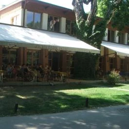 Zichy Park Hotel - Borostyán Étterem Bikács - Külső kép