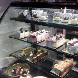 Zserbó Kávéház & Cukrászda Székesfehérvár - Étel/ital