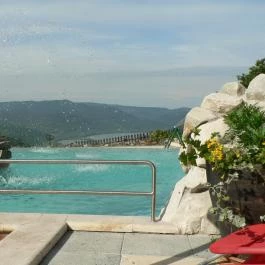 Silvanus Wellness & Konferencia Hotel Visegrád - Medence/kert