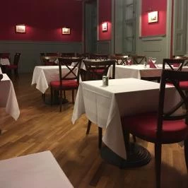 Károlyi Kastély Hotel & Restaurant Fehérvárcsurgó - Vendéglátás