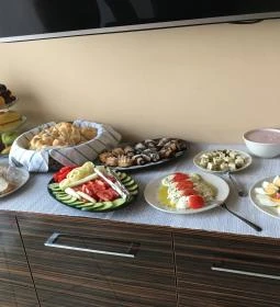 Pole Position Beach Hotel