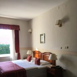 Szidónia Kastélyszálloda Röjtökmuzsaj - Szobák