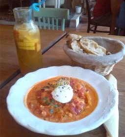 BÉLA - Bár, Étterem, Lakás, Arborétum