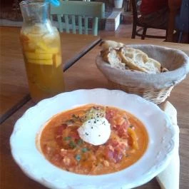 BÉLA - Bár, Étterem, Lakás, Arborétum Budapest - Étel/ital