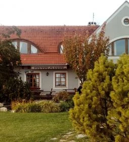 Koczor Pincészet és Vendégfogadó 