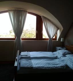 Koczor Pincészet és Vendégfogadó 