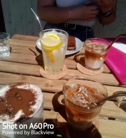 LYR Speciality Coffee & Food 100% Vegan