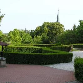 Teleki-Wattay Kastélyszálló , Pomáz - Medence/kert