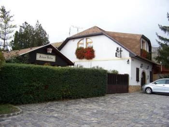 Szikla Falatozó & Pince Budaörs