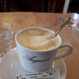 Auguszt Cukrászda Budapest - Étel/ital