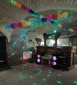 Fogadó a Kóbor Macskához