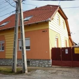 Almafa Apartmanház Eger - Külső kép