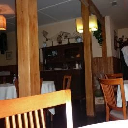 Grill & Cocktails Tata Tata - Belső