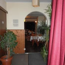 Grill & Cocktails Tata Tata - Belső