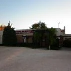 Grill & Cocktails Tata Tata - Külső kép