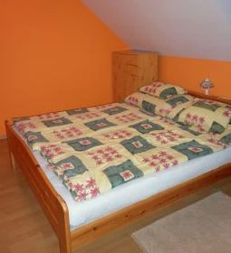 Nefelejcs Fagyizó & Apartmanház