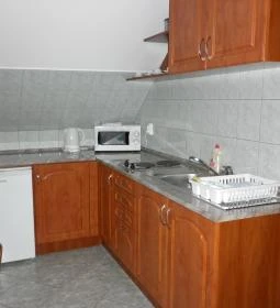 Nefelejcs Fagyizó & Apartmanház