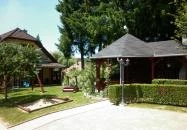 Nefelejcs Fagyizó & Apartmanház Kistolmács