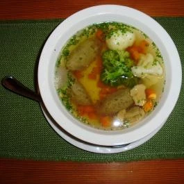 Öreg Sam Sörkert & Étterem, Szombathely - Étel/ital