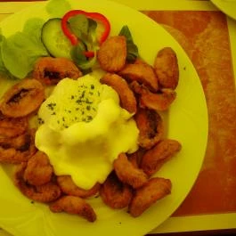 Öreg Sam Sörkert & Étterem, Szombathely - Étel/ital