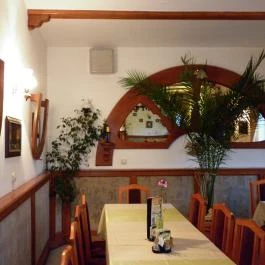 Park Panzió étterme, Hédervár - Belső