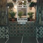 Semmi Extra & Egy Kis Kert Budapest - Belső