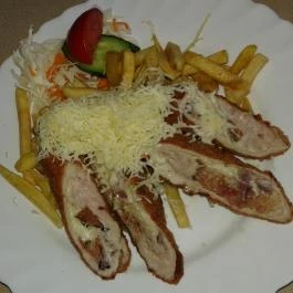 Svejk Vendéglő Balassagyarmat - Étel/ital