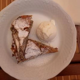 Szőlőskert Fogadó étterme Nagykanizsa - Étel/ital