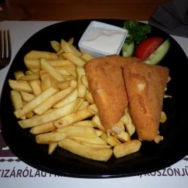 Urak Asztala Vendéglő Tahitótfalu - Étel/ital