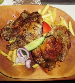 Urak Asztala Vendéglő