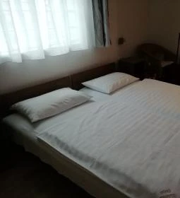 Alabárdos Panzió és Apartmanház