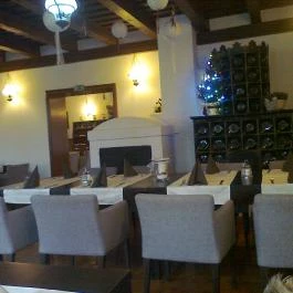 AzÉn Anyósom Alsópáhok - Belső