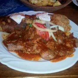 Határmenti Vigadó, Bozsok - Étel/ital