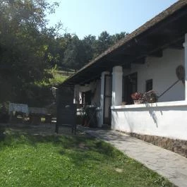 Kalácsos Pékség Hollókő - Külső kép
