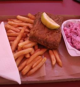 Kánya Zoli halsütője és halfüstölője