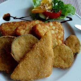 Rádpuszta Csárda & Szabadidő Centrum Balatonlelle - Étel/ital