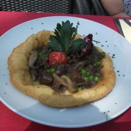 Vendéglő a Négy Remetéhez, Oroszlány - Étel/ital