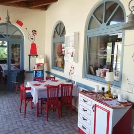 Zománc Bisztrócska, Vászoly - Belső