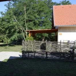 Éden Park - Vár a Dráva Vízvár - Medence/kert