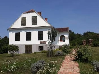 Farkasdombi Vendégház Ôriszentpéter