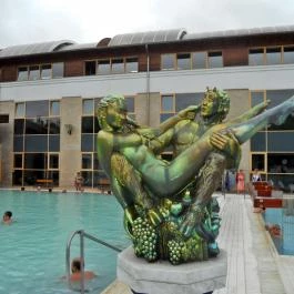 Komfort Hotel Platán Harkány - Medence/kert