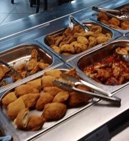 Hirös Grill Étterem