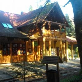 K?kapu Vadászkastély és Hotel & Apartments, Nagyhuta - Külső kép