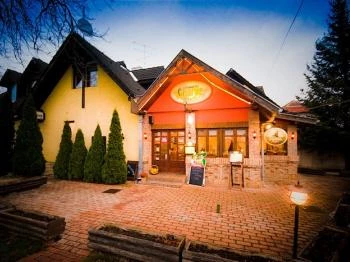 Charlie Étterem és Panzió Sé