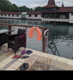 Hévízi Tófürdő és Festetics Fürdőház