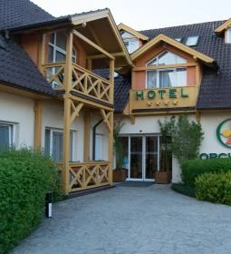 Orchidea Hotel Lipót