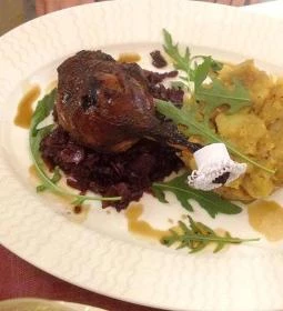 Ködmön Csárda Borétterem