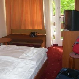 Hotel Napfény Balatonlelle Balatonlelle - Szobák