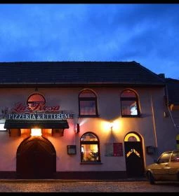 La' Rosa Pizzéria & Étterem